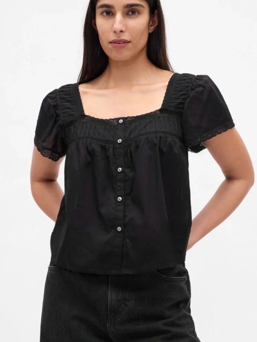 Gap Lace-Trim Square-Neck Top in Black - Size Large